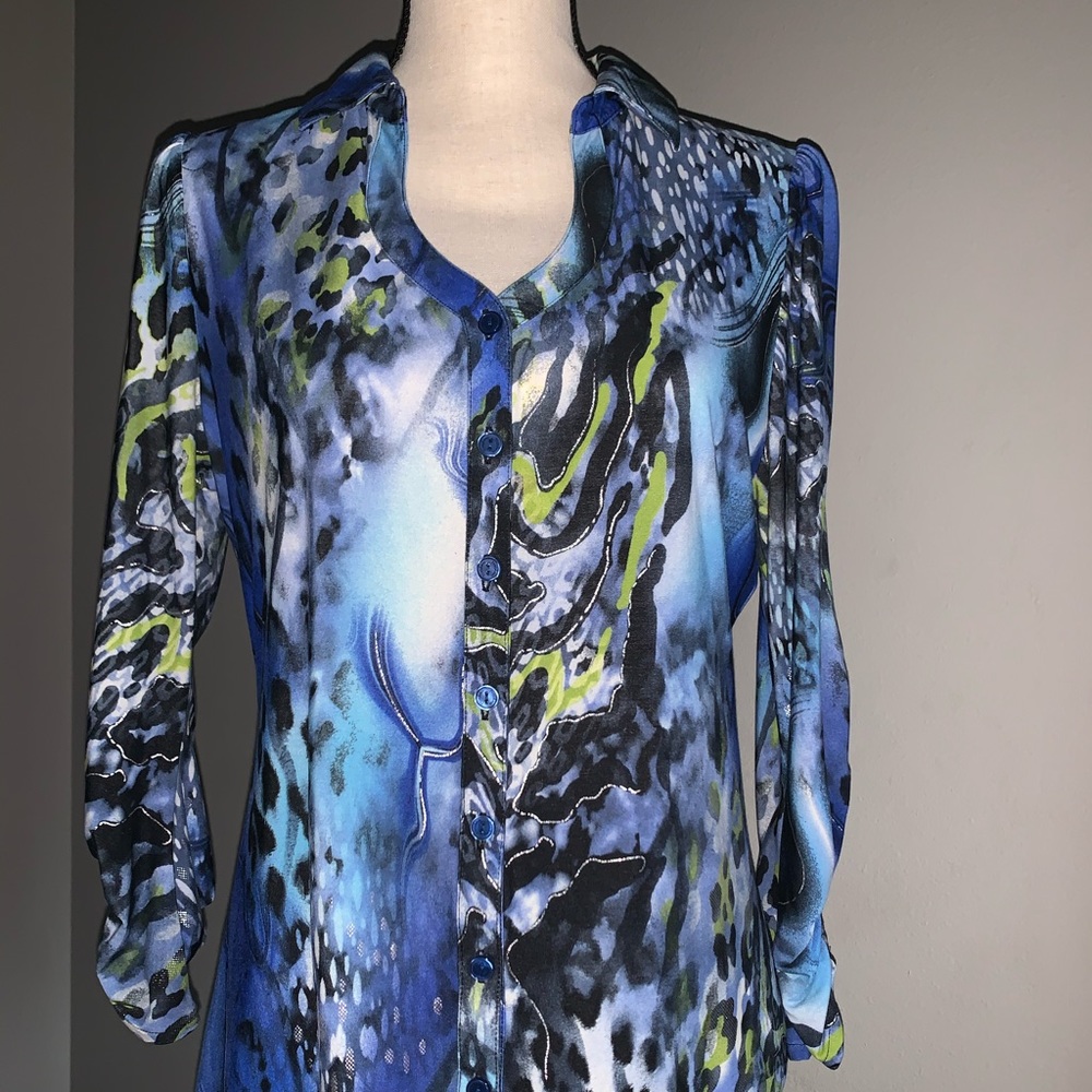 Blouse. Peter Nygard. Great fit